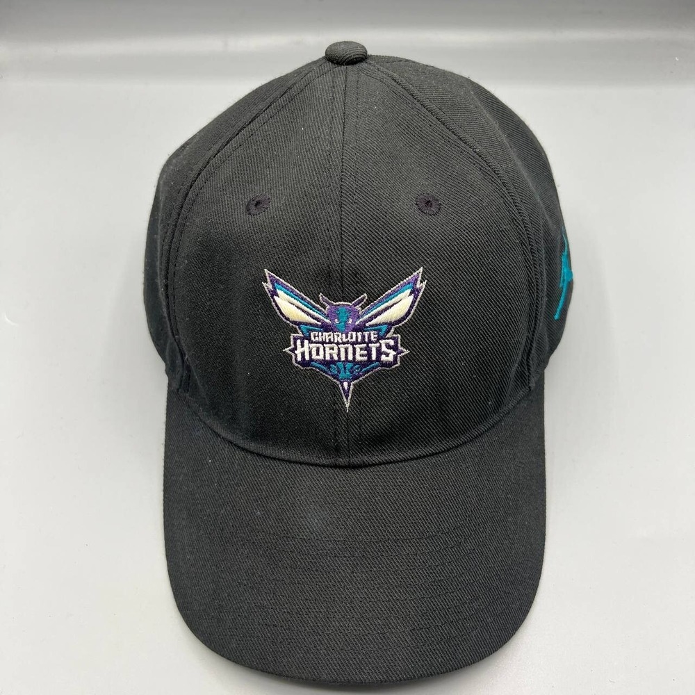 Air Jordan Charlotte Hornets Hat Men Black Jumpman Strap Back‎ Cap